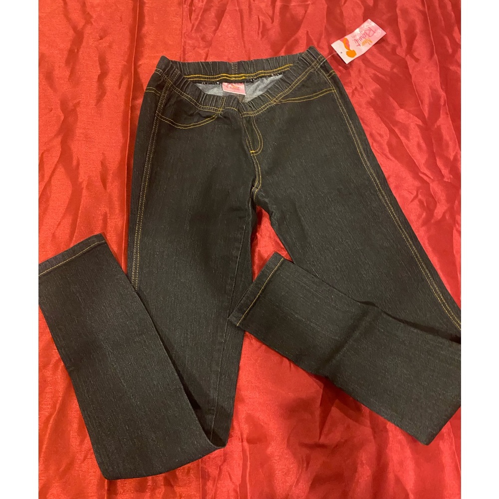 Black maternity jeggins. Size S. NWT